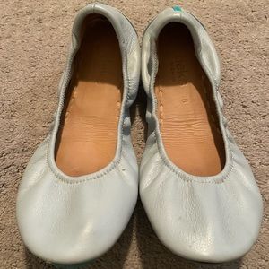 Light Gray Tieks Flats